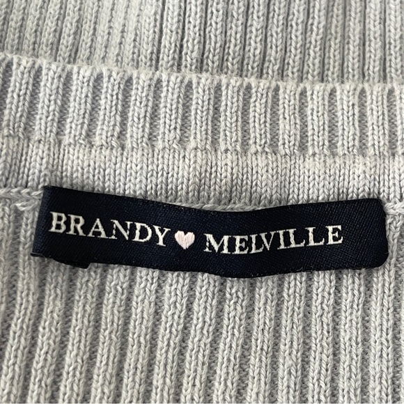Brandy Melville Sweater Light Blue Cropped Long Sleeve V-Neck One Size - Picture 9 of 11